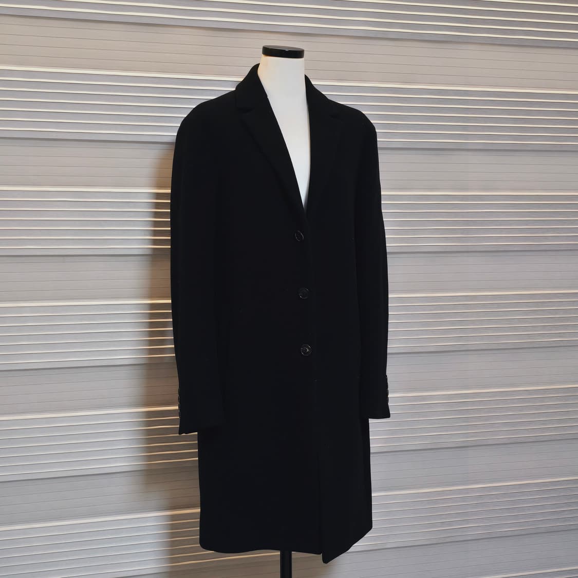 질스튜어트 뉴욕의 블랙  캐시미어 혼방 코트 상품이미지1