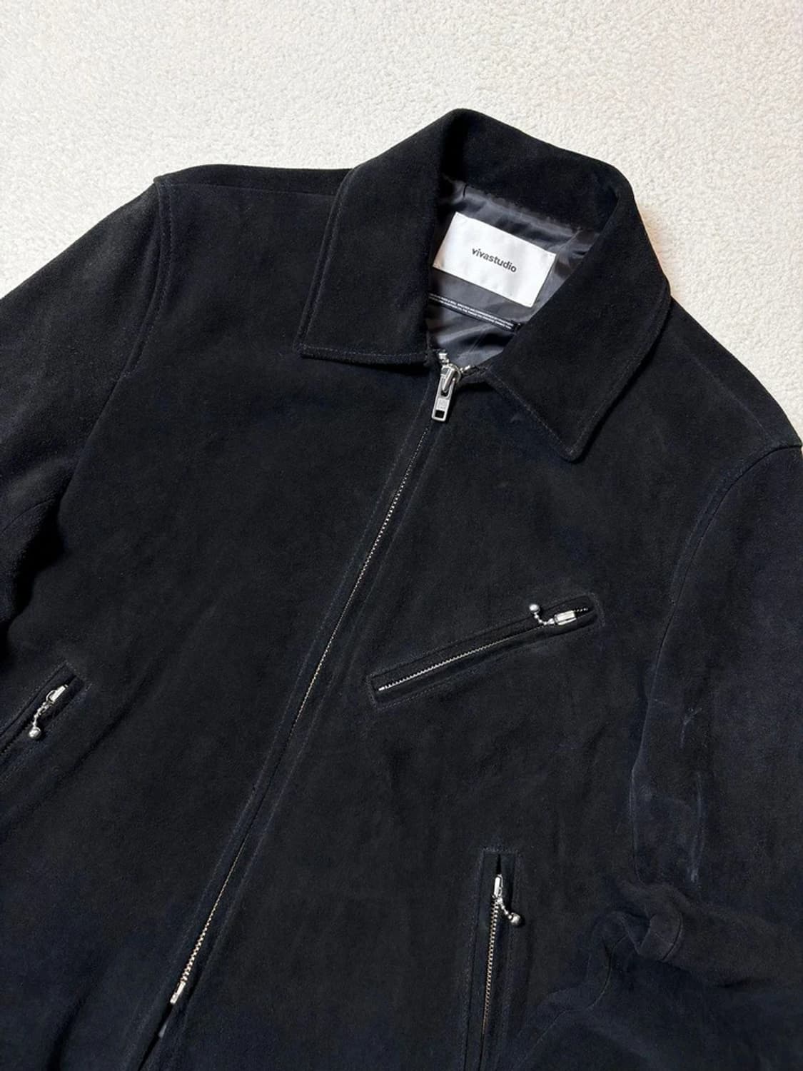 비바스튜디오 시그니처 스웨이드 언발 가죽 자켓 PN6540    상품이미지3