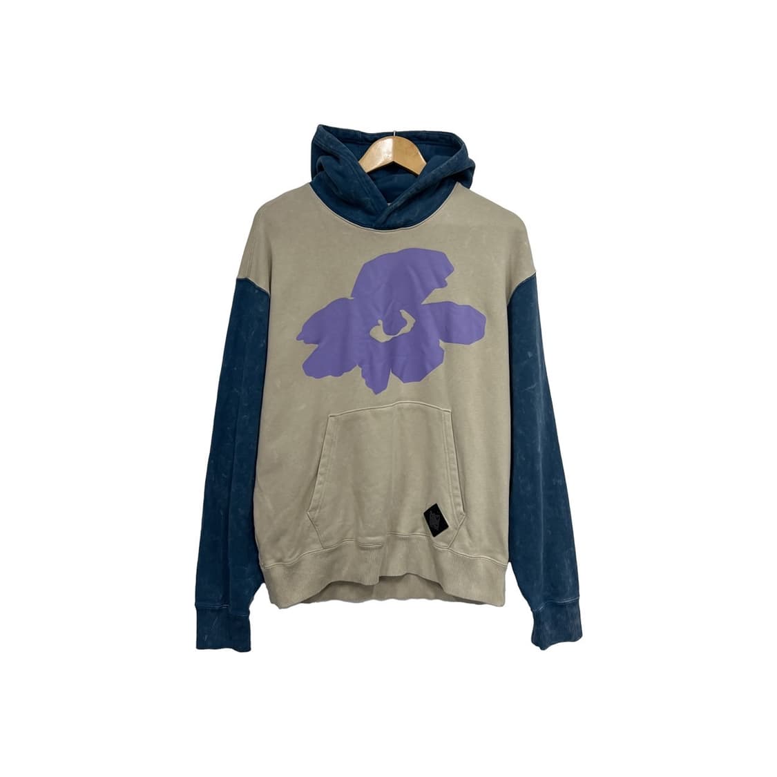 푸마 퍽스앤미니 P.A.M 워싱 프린팅 풀오버 후드티 상품이미지1