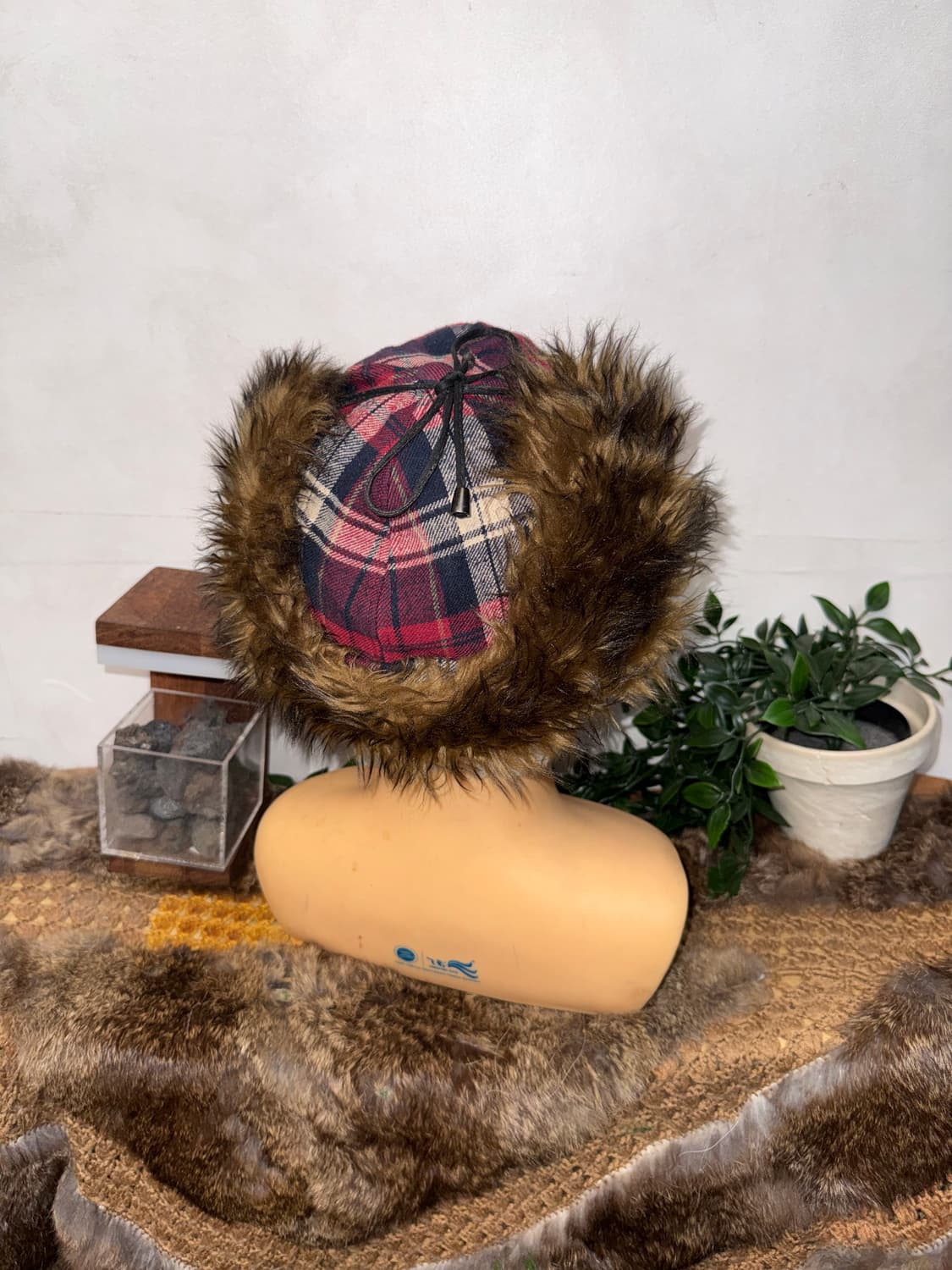 Red navy check fur trapper hat 상품이미지3