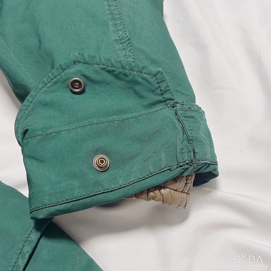 CP컴퍼니 고글 후드 그린 야상 자켓 상품이미지8