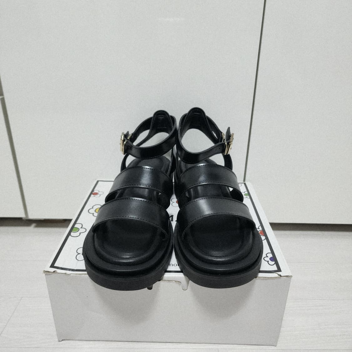 240 마크모크 Heron 청키 스트릿 샌들 5cm 블랙 스트랩 통굽 상품이미지4
