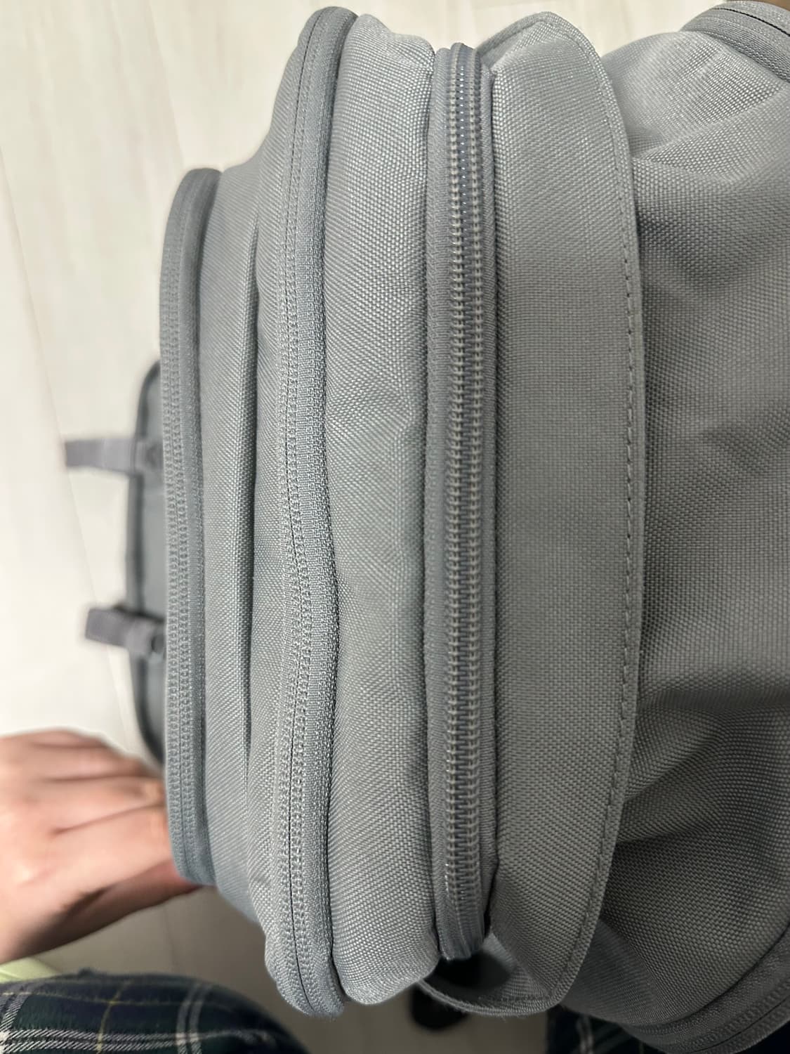 잔스포츠 회색백팩 상품이미지3