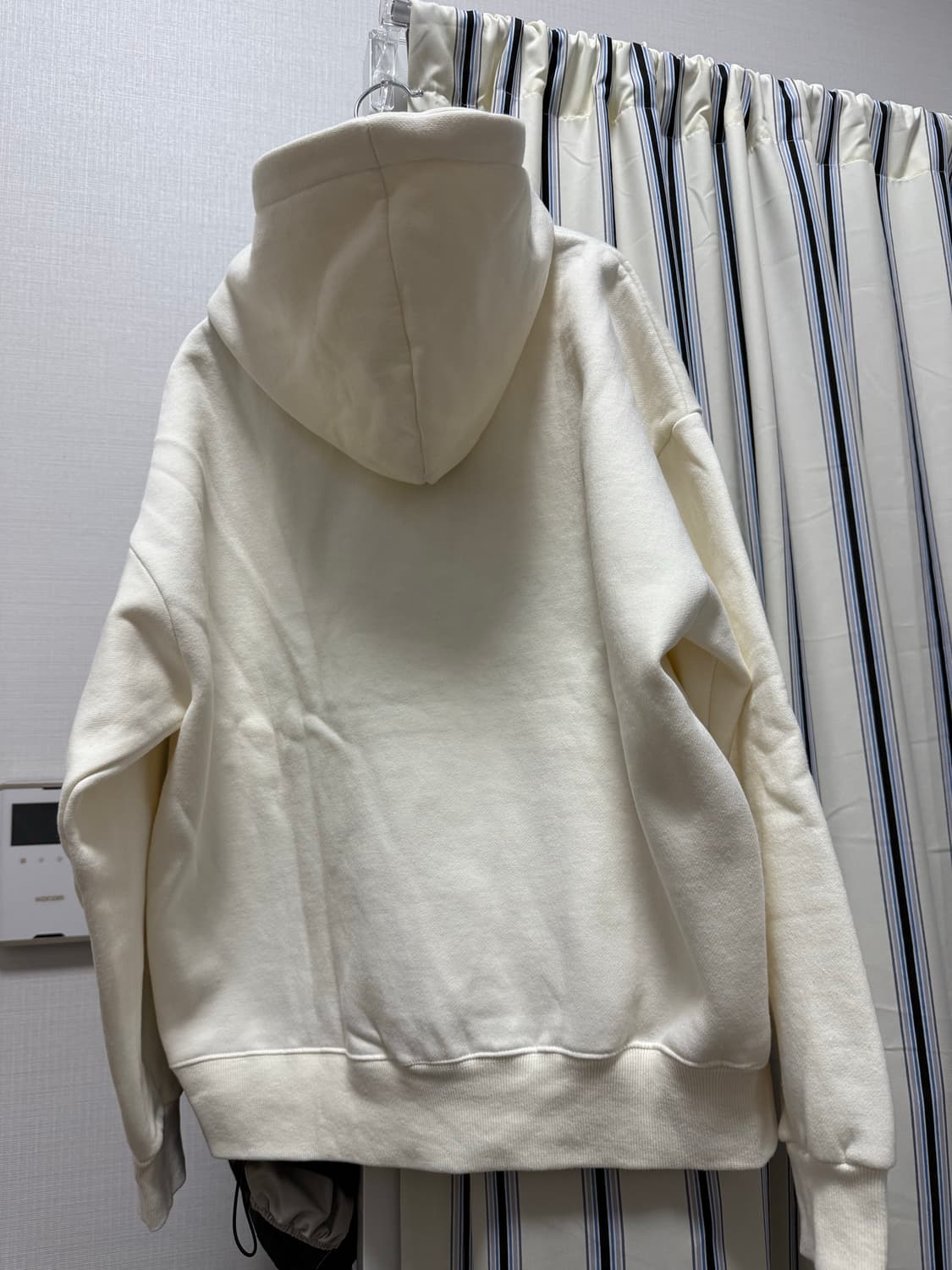 더센토르 후드티 상품이미지3