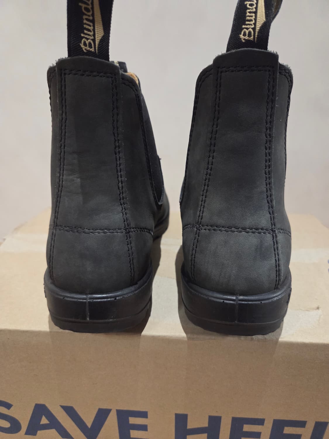 블런드스톤 CLASSIC 587 러스틱블랙 AU 7 상품이미지2