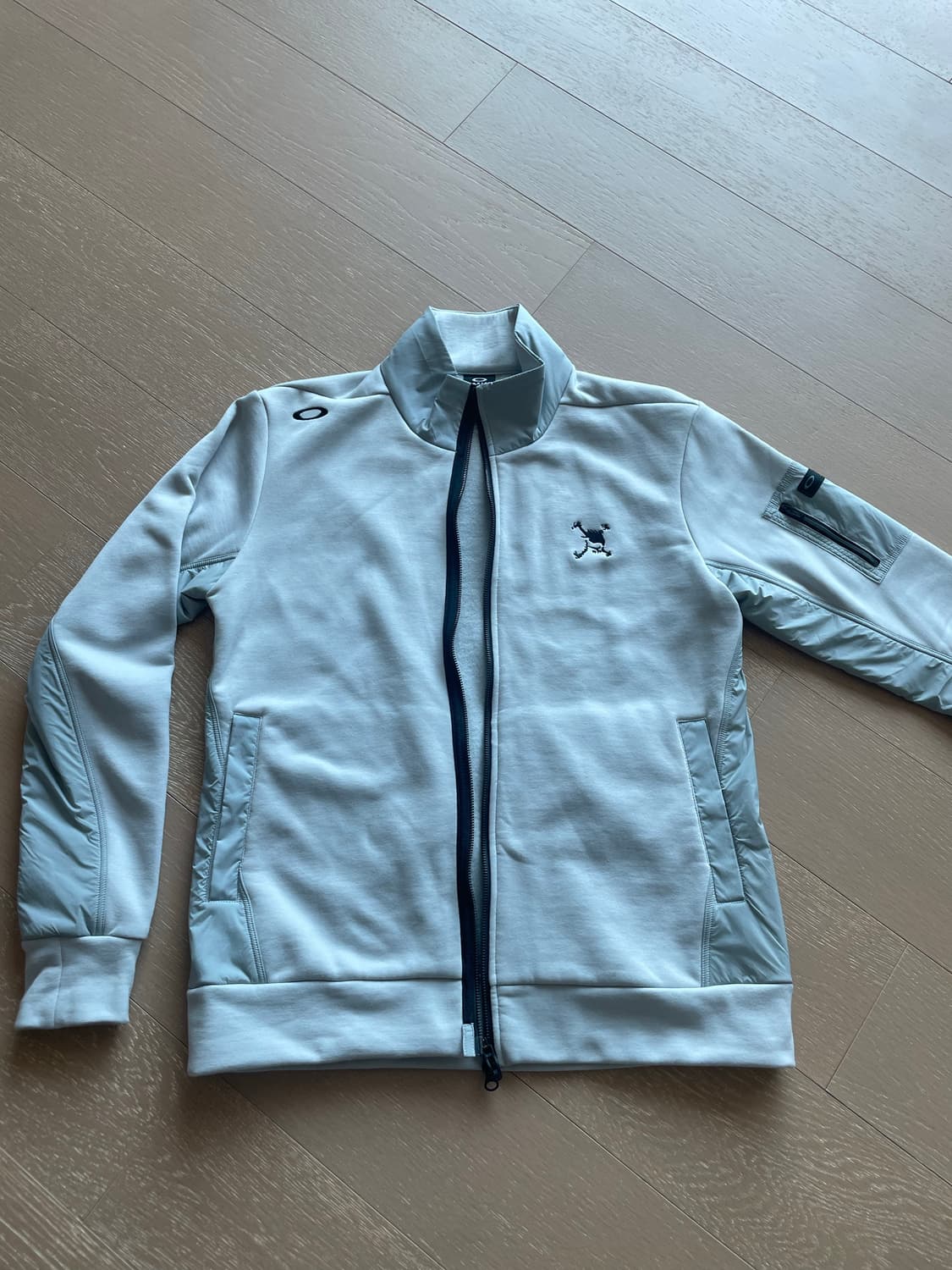 오클리 트랙탑 상품이미지1