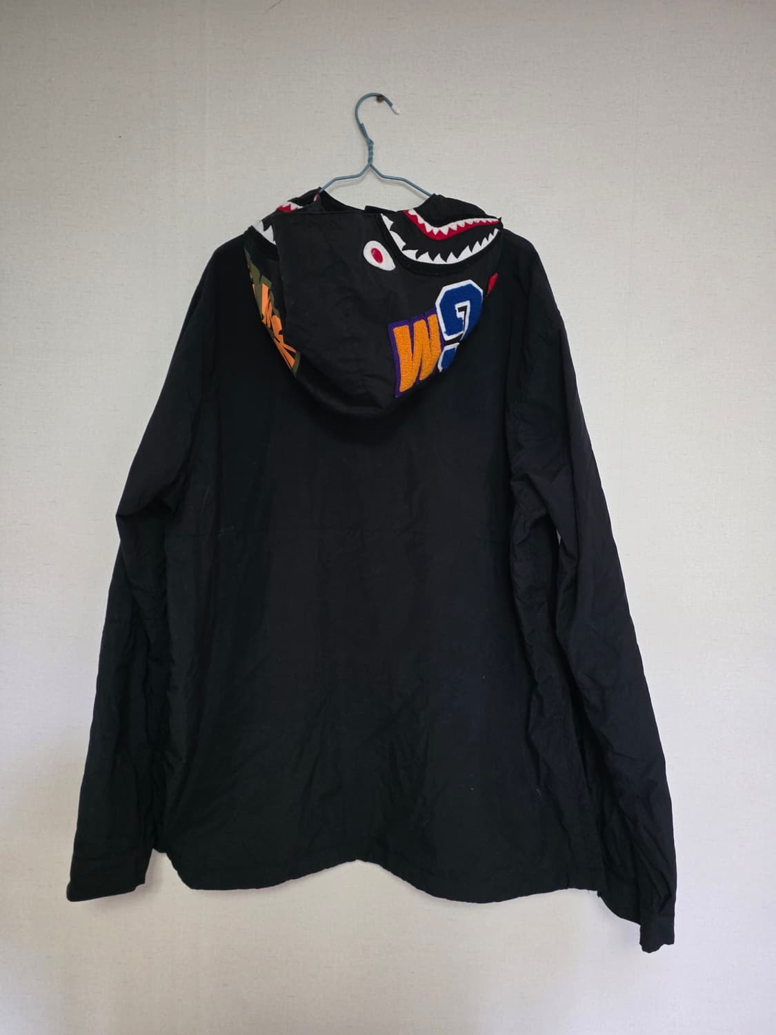 [2XL]베이프 로고 샤크후드 아노락 상품이미지2