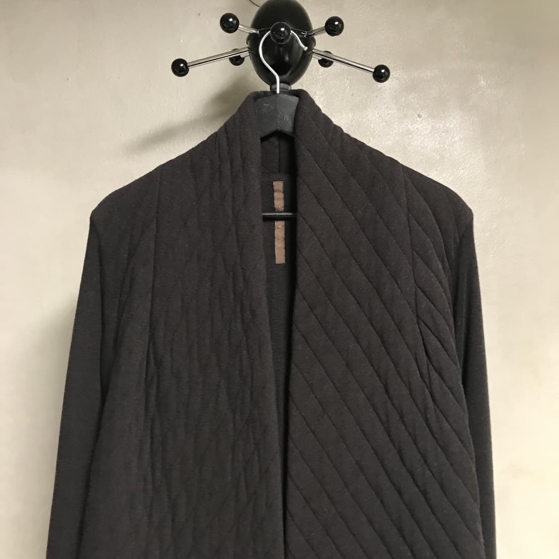릭오웬스 퀄팅 코트 블랙 40(W) 상품이미지2