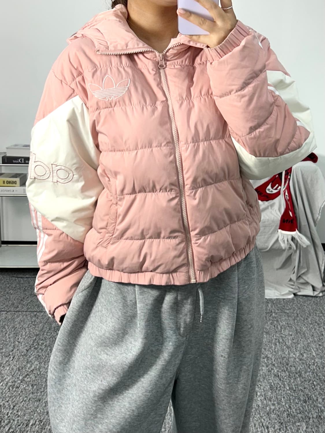 아디다스 딸기우유 제니 숏패딩 L 상품이미지1
