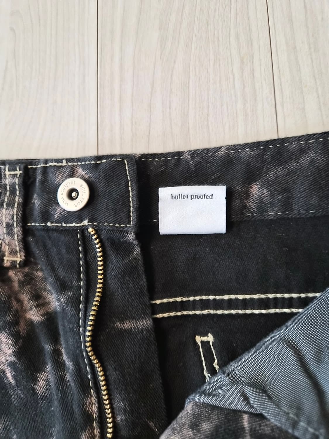 새상품스컬프터(SCULPTOR) 타이다이 데님 미니스커트 판매합니다 상품이미지4