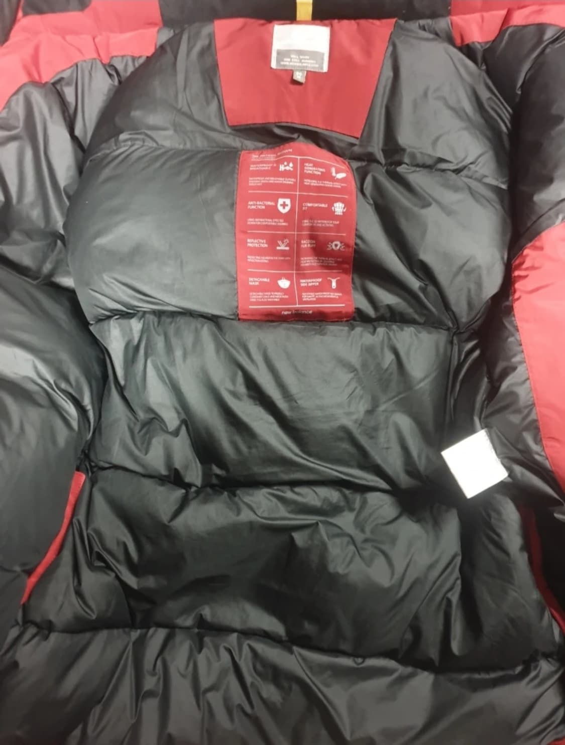 뉴발란스 구스다운패딩. 싸이즈 90~95 상품이미지5