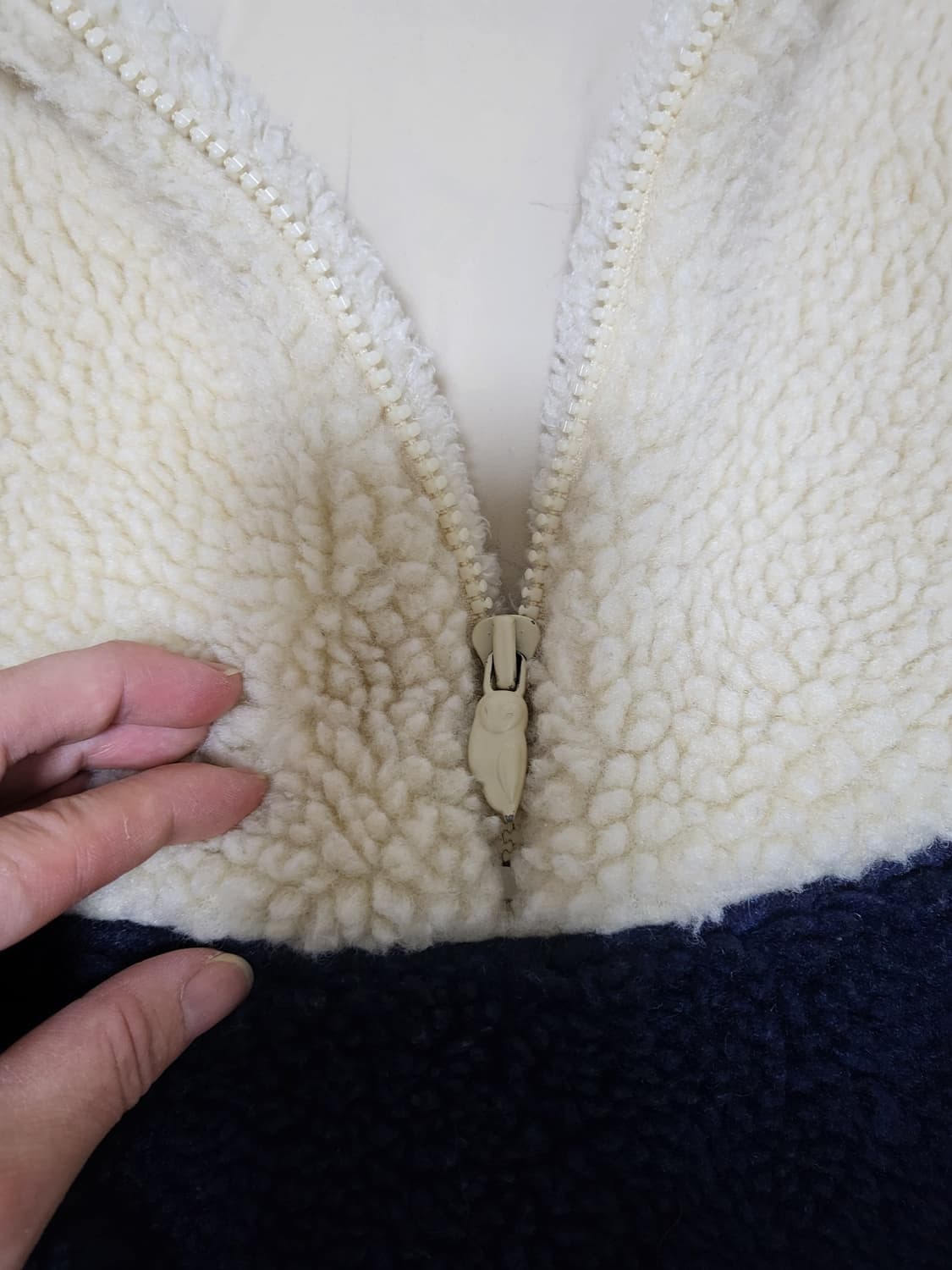 럭키슈에뜨 오버사이즈 뽀글이 후리스 아이보리/네이비 free55-77 상품이미지4