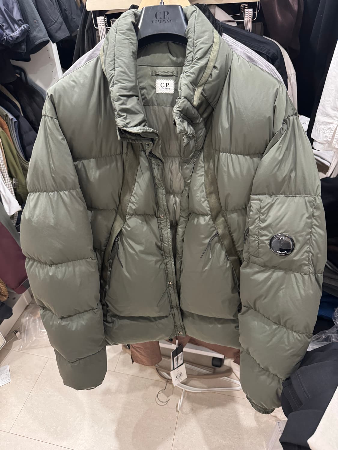 cp company nycra-r 패딩 카키그레이 54 상품이미지1