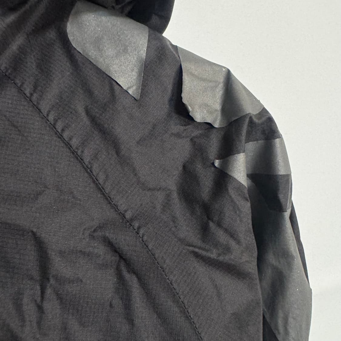 디스커버리 바람막이 자켓 상품이미지4