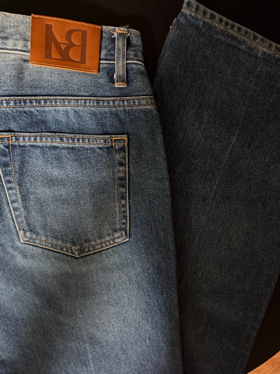 라벨아카이브 세미부츠컷 데님 팬츠 상품이미지1