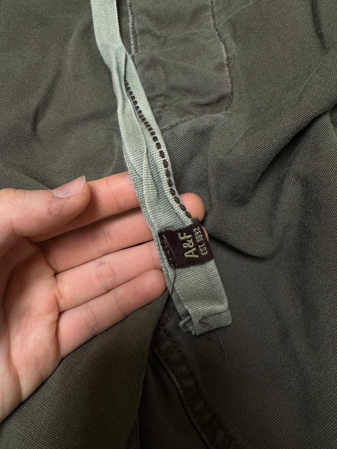 아베크롬비 빈티지 워싱 카키색 와이드 카고 팬츠 상품이미지6