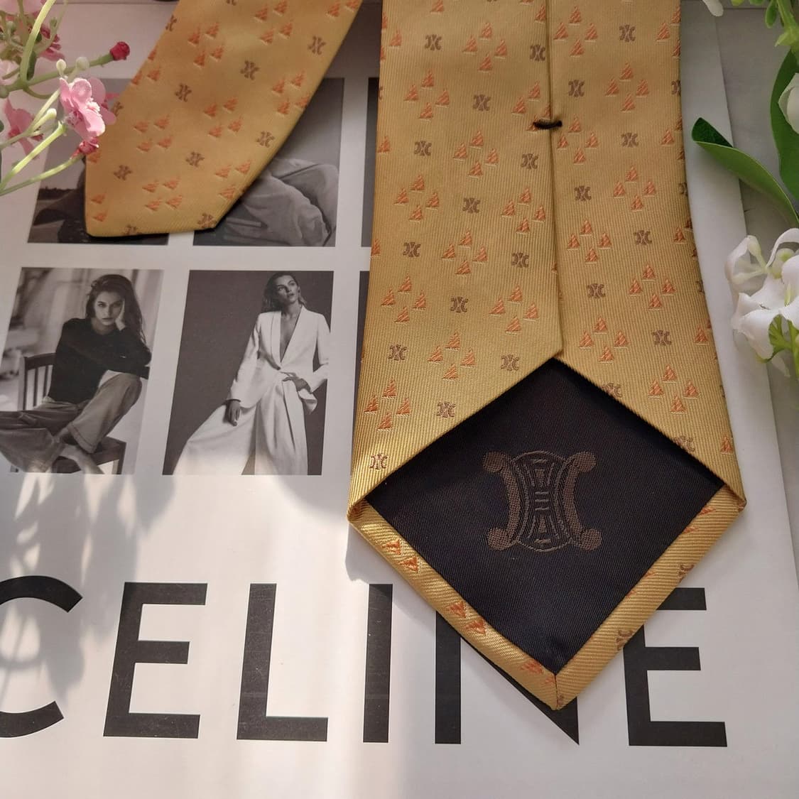 셀린느 실크 옐로우 트리오페&요트 넥타이 9.1cm A+등급 K1556
 상품이미지8
