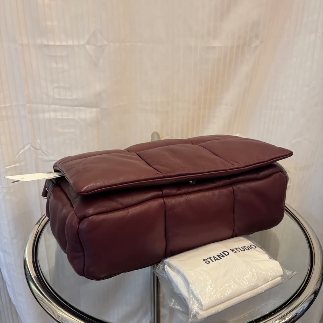 정품 스탠드스튜디오 퀄팅 램스킨 투웨이백     상품이미지5