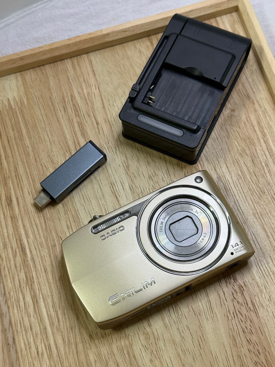 카시오 z2300 아일릿 모카, 로제 디카 엑슬림 ex - z2300 상품이미지1