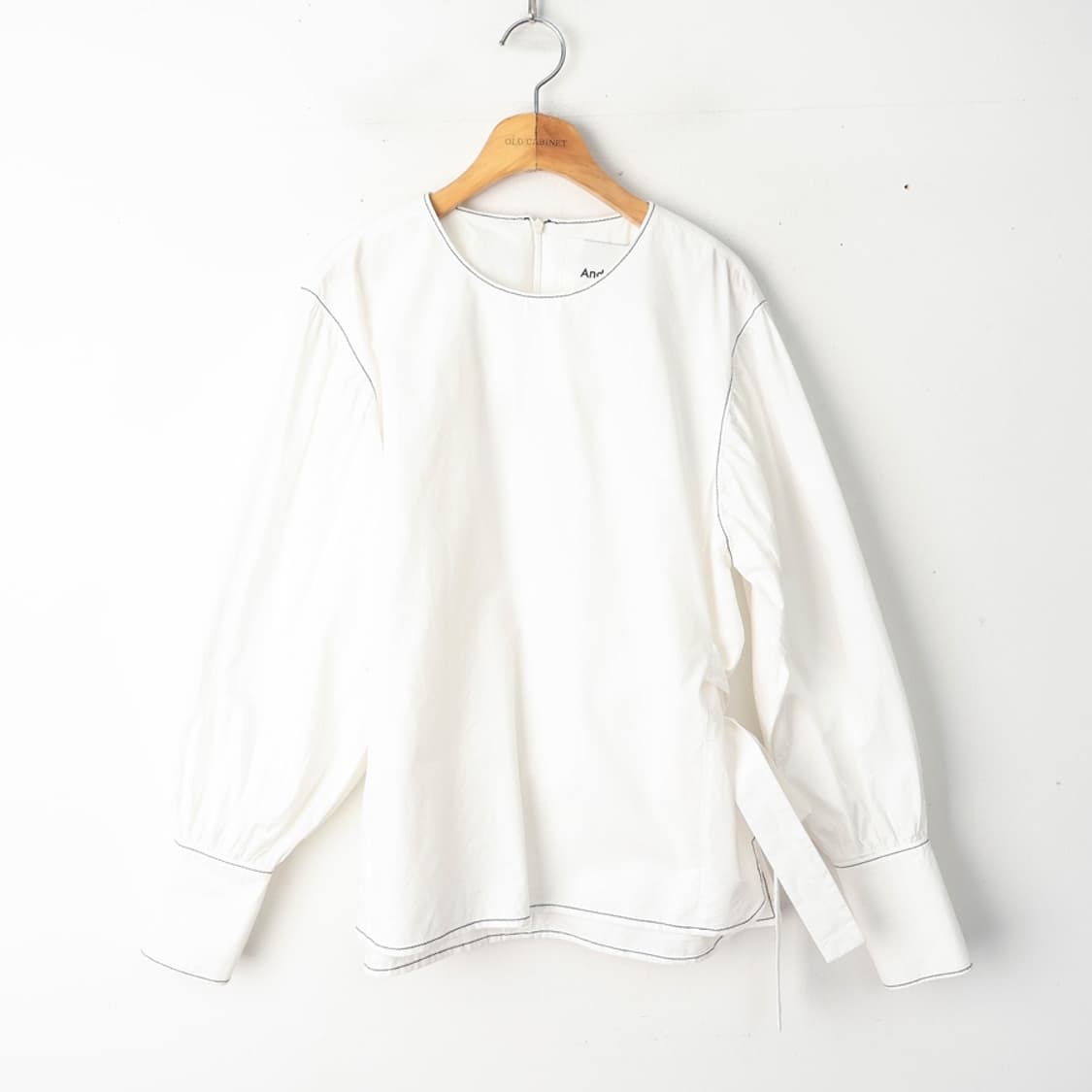 슬림66/앤더슨벨 INNA 벨티드 퍼프 블라우스 상품이미지1