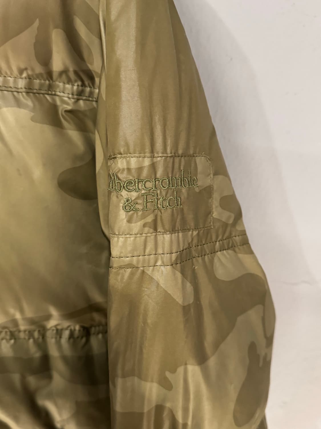 아베크롬비 카모플라쥬 다운 푸퍼자켓  상품이미지6