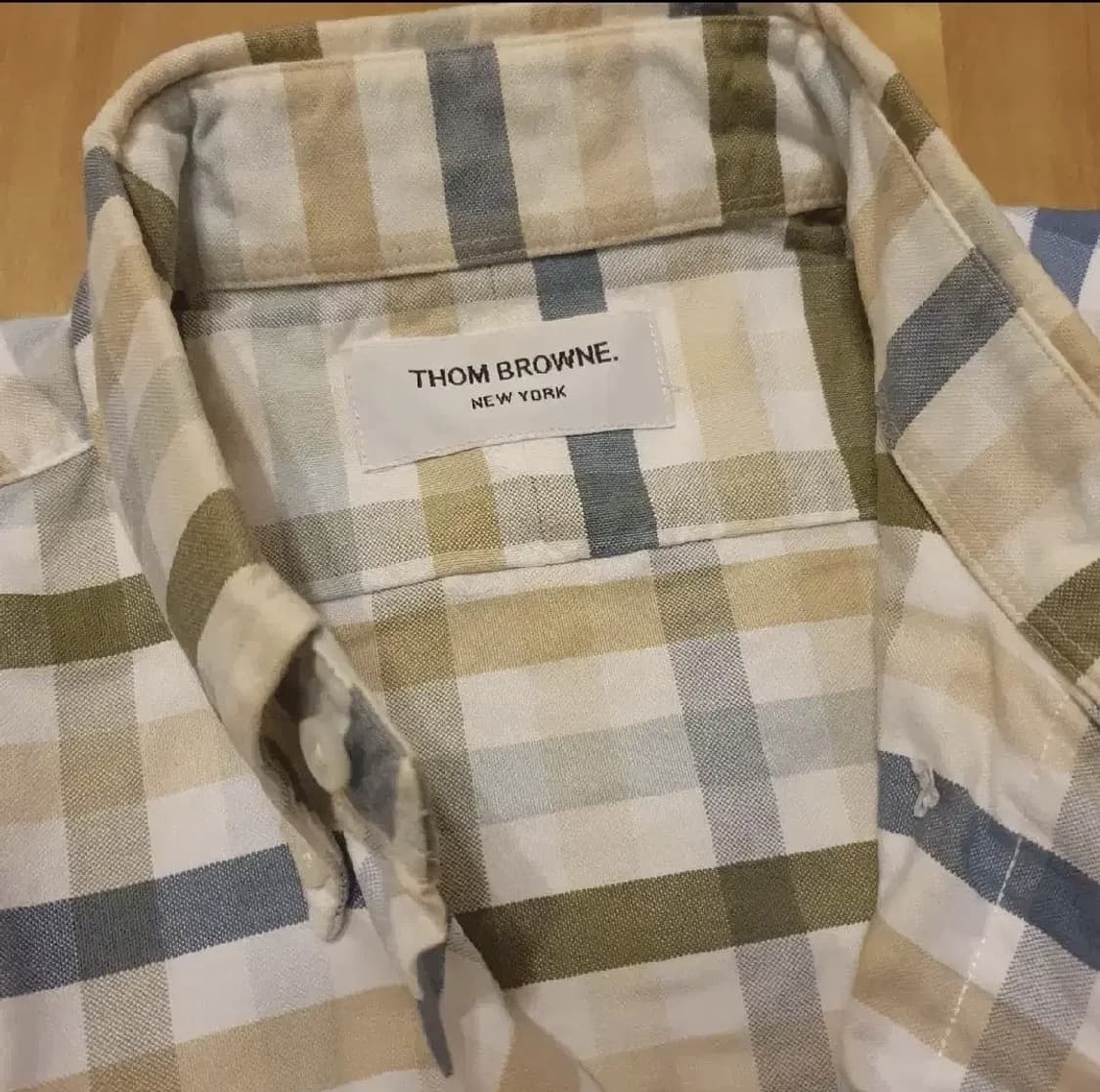 톰브라운 gd쿠데타 셔츠1 상품이미지3