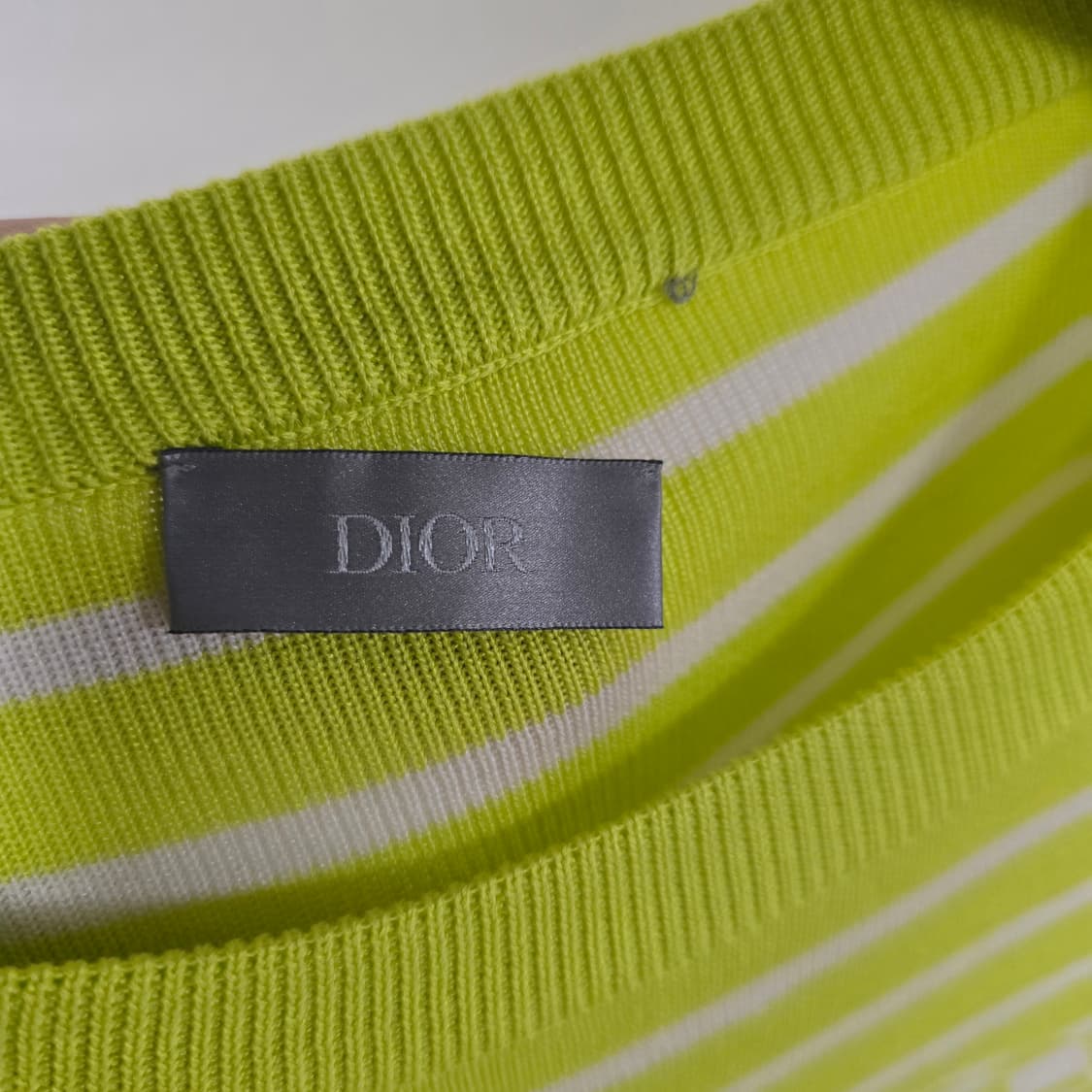 디올 스트라이프 반팔 니트 m사이즈 105 110 판매 상품이미지2