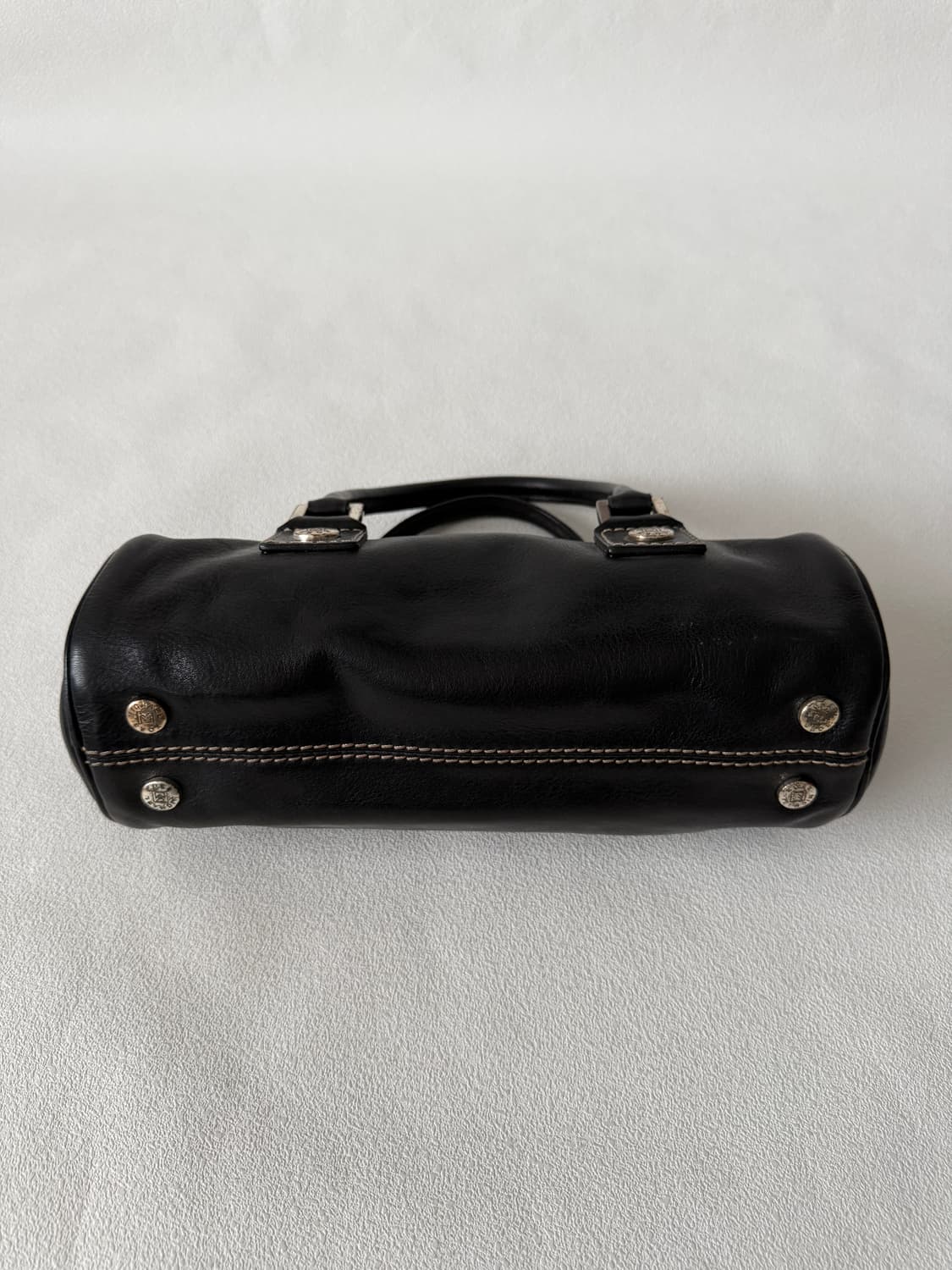 마이클코어스(MICHAEL KORS) 레더 원통 토트백 상품이미지4