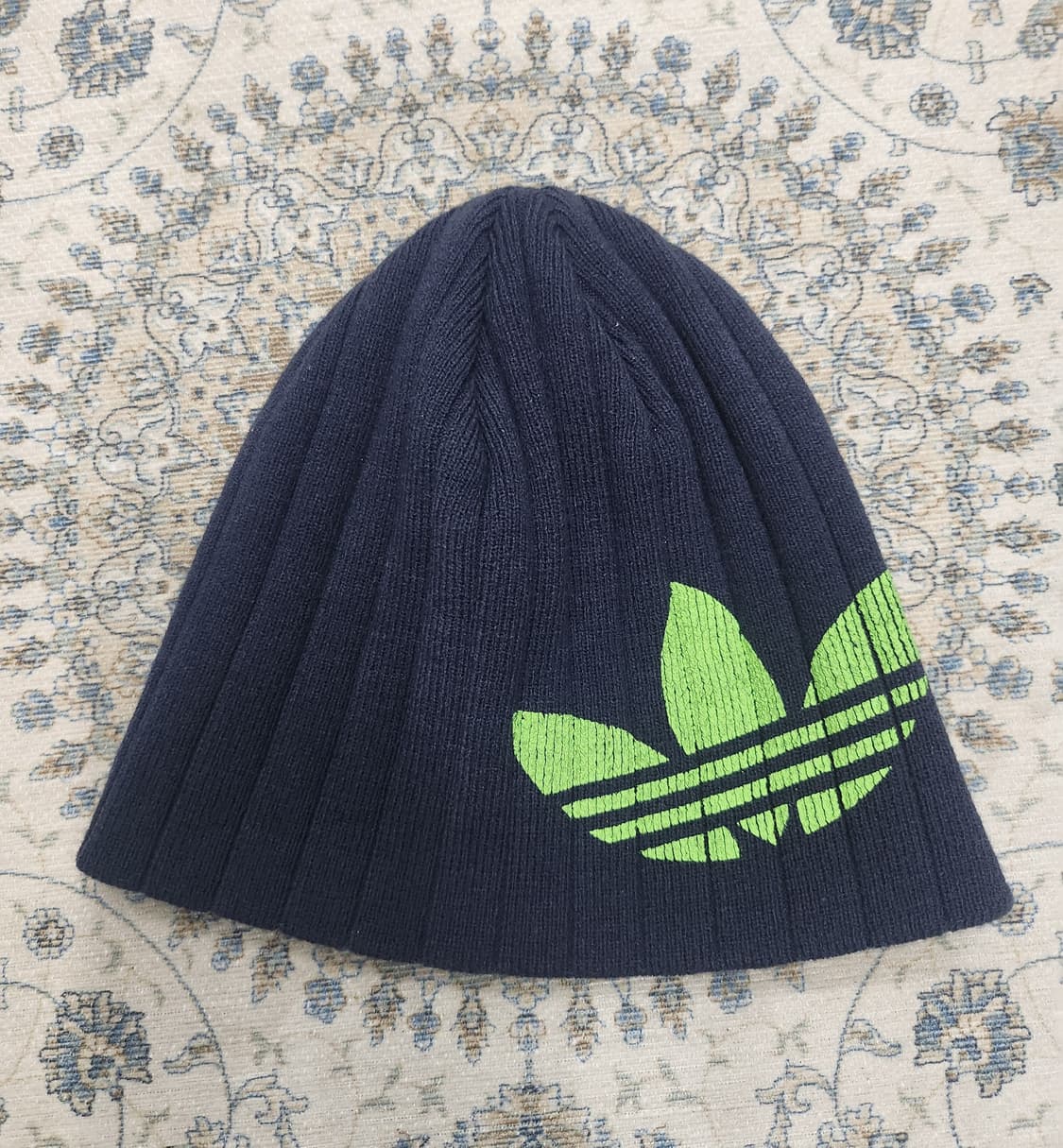 아디다스 형광로고 네이비 비니 상품이미지1