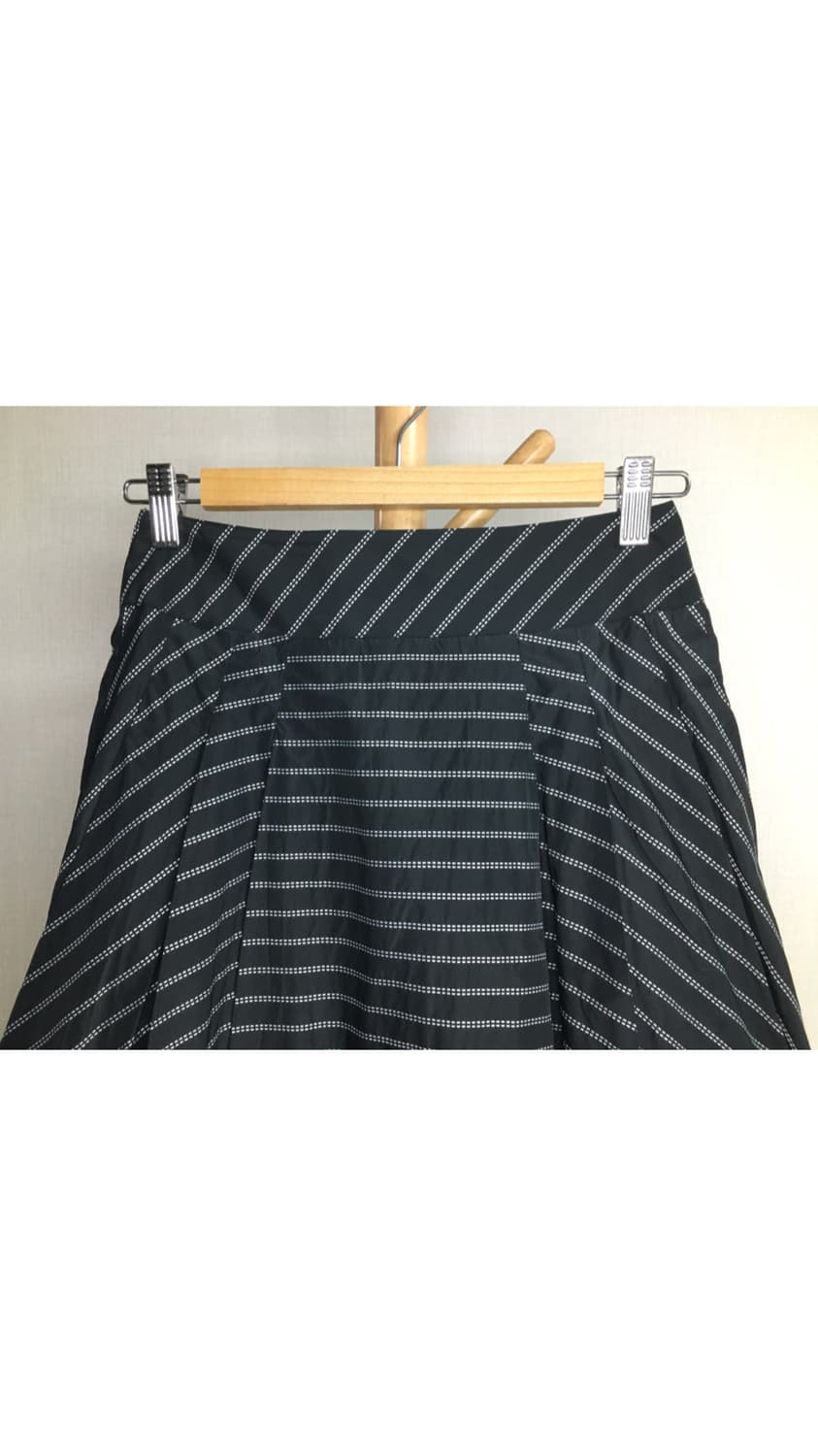 Hiroko bis 히로코 비스 블랙 스티치 벌룬 스커트 상품이미지2