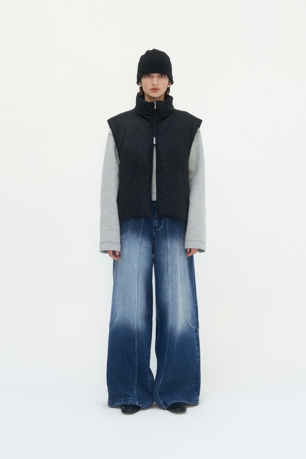 트리밍버드 스웨이드 투웨이 숏패딩 조끼패딩 블랙 상품이미지2