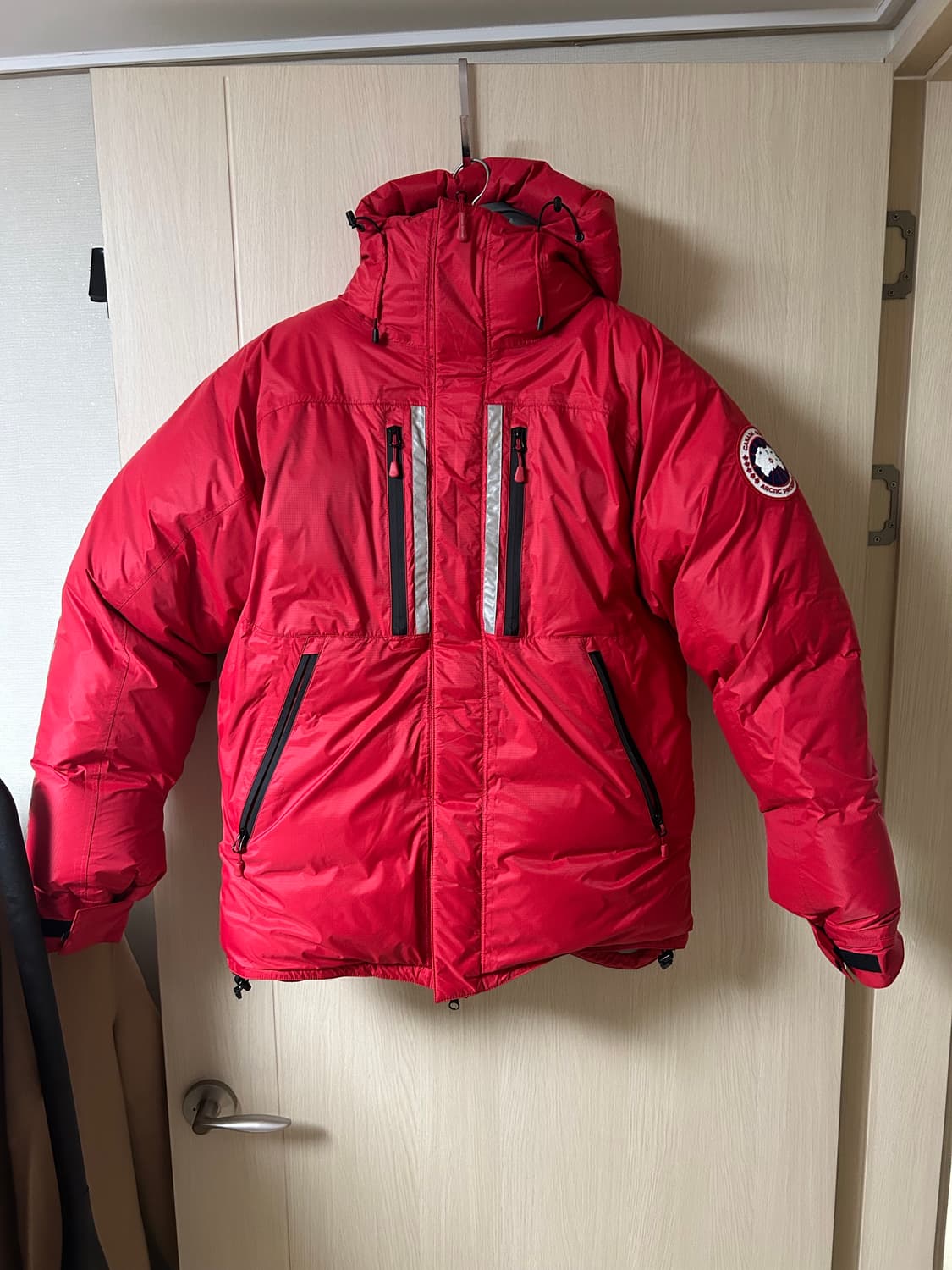 캐나다구스 스크레스릿 파카 상품이미지1