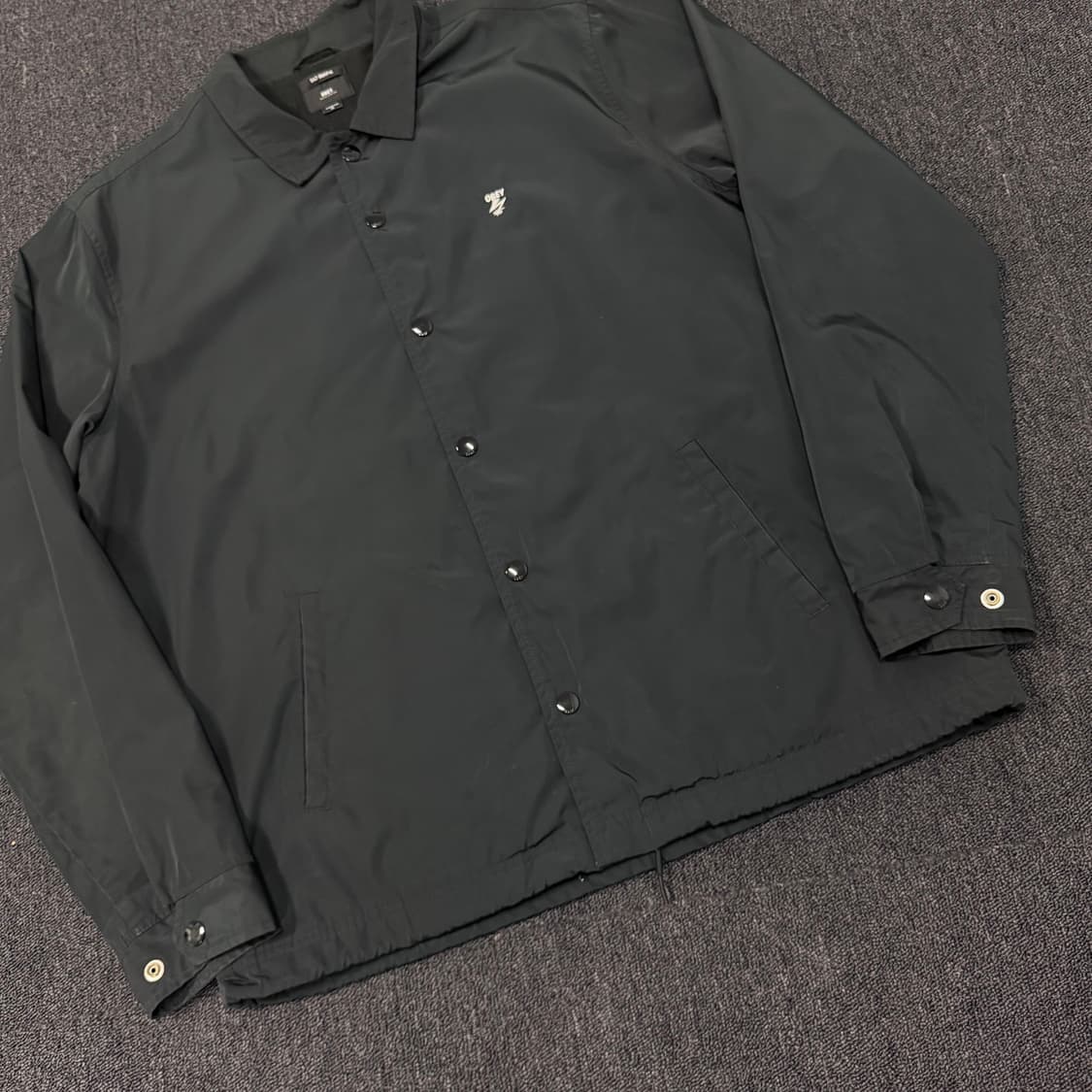 오베이 x 베드 브레인 코치 바람막이 자켓 상품이미지6