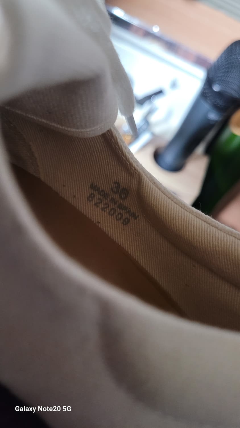 로에베 스니커즈 상품이미지6