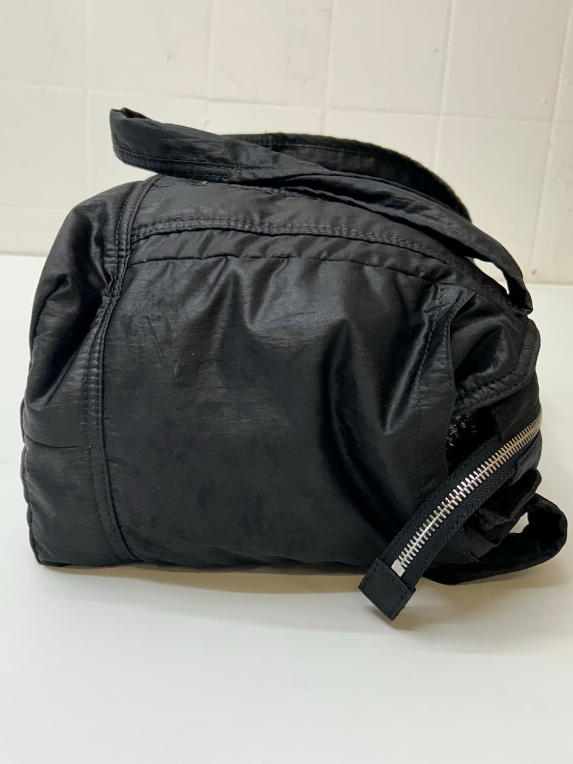 Matin Kim 마뗑킴 나일론 블랙 빅백 상품이미지5