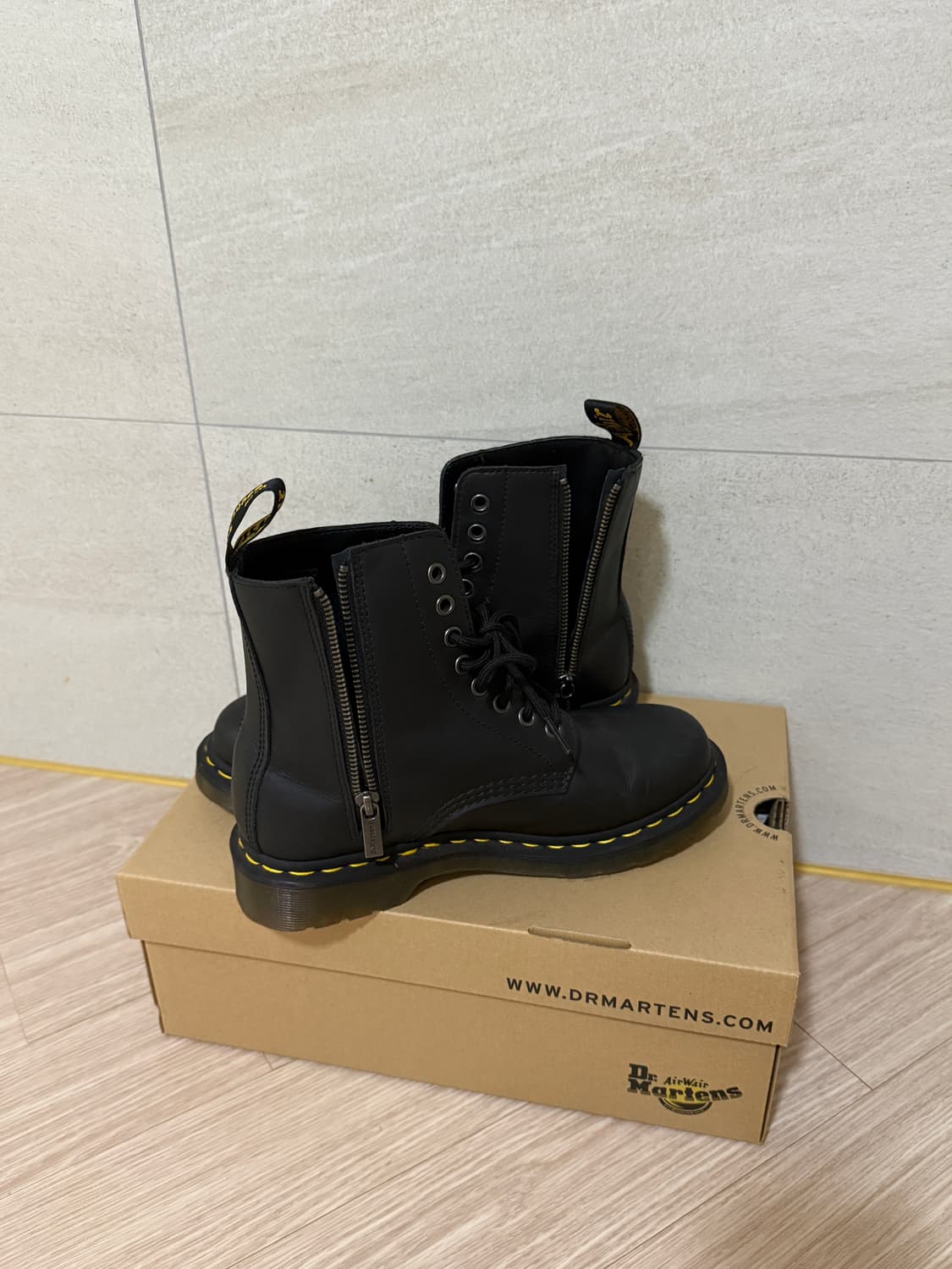 닥터마틴 1460 8홀 파스칼 프론트집 나파 (240) 상품이미지3