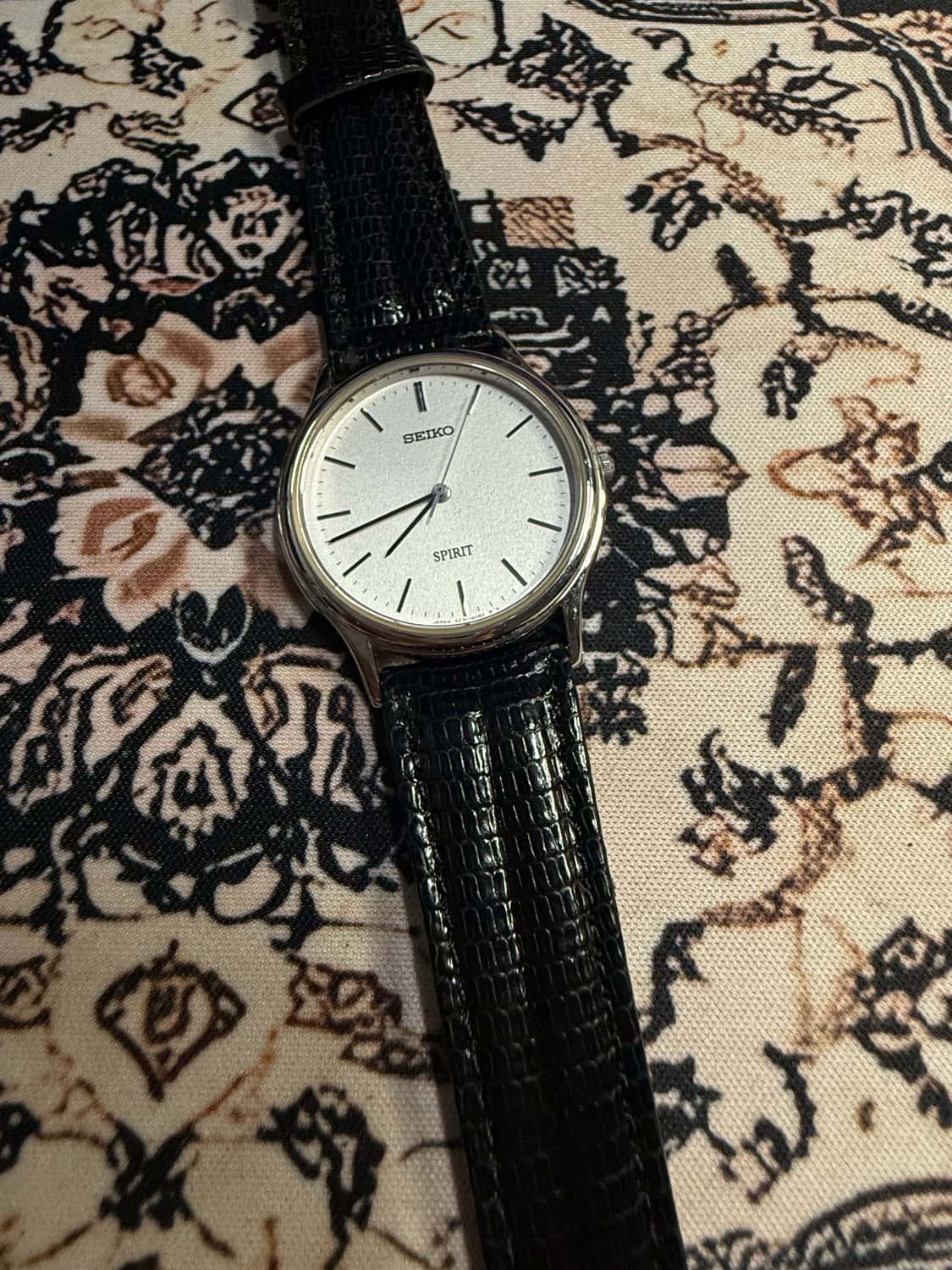 SEIKO 빈티지 쿼츠 시계 상품이미지1