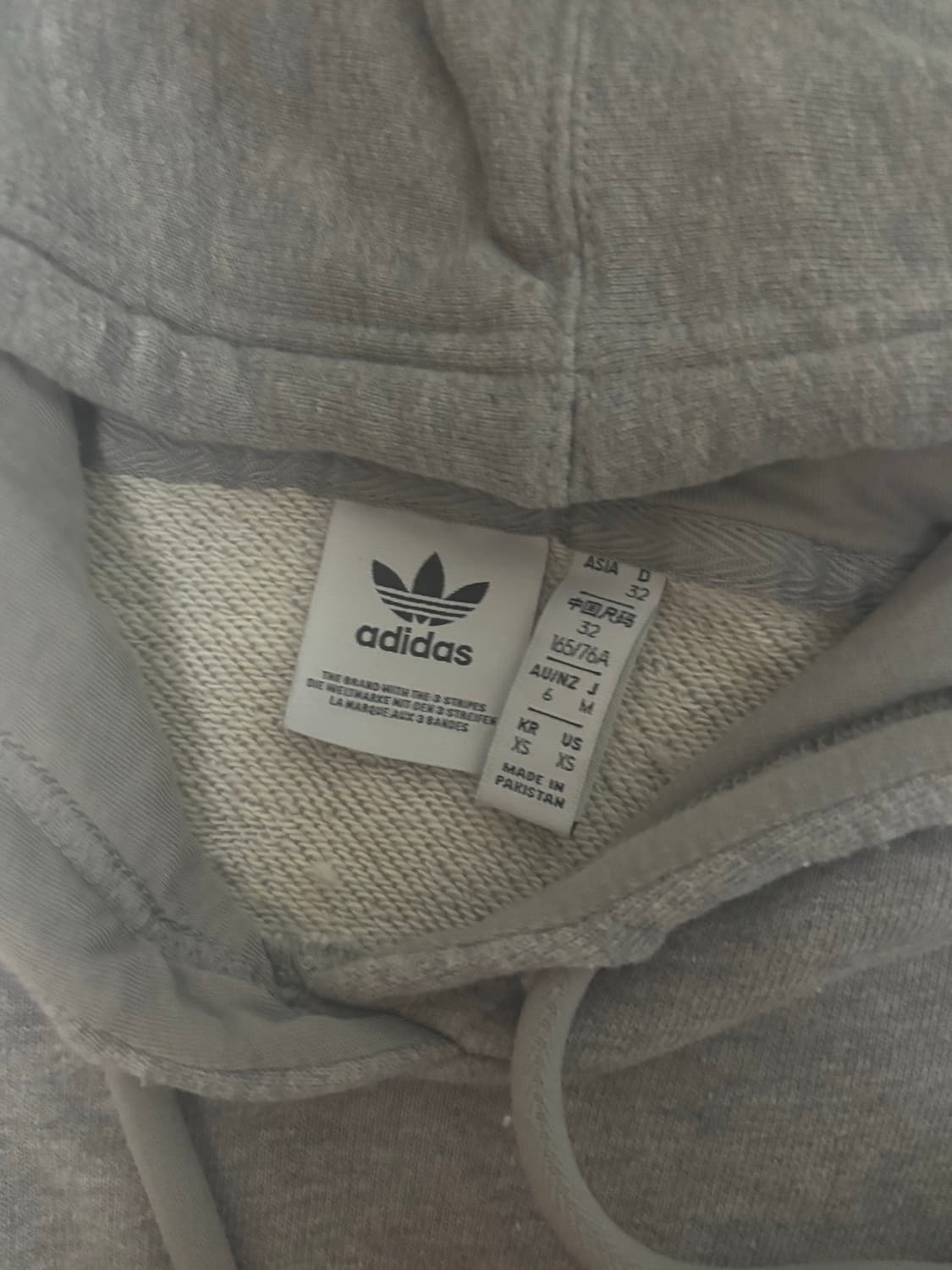 아디다스 그레이 크롭 후드티 상품이미지3