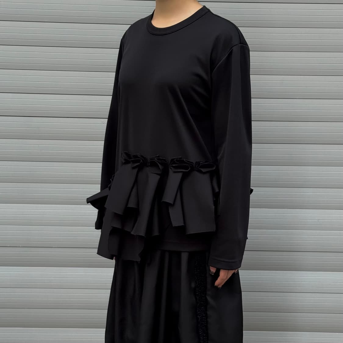 Frilled Voluminous Pullover 상품이미지8