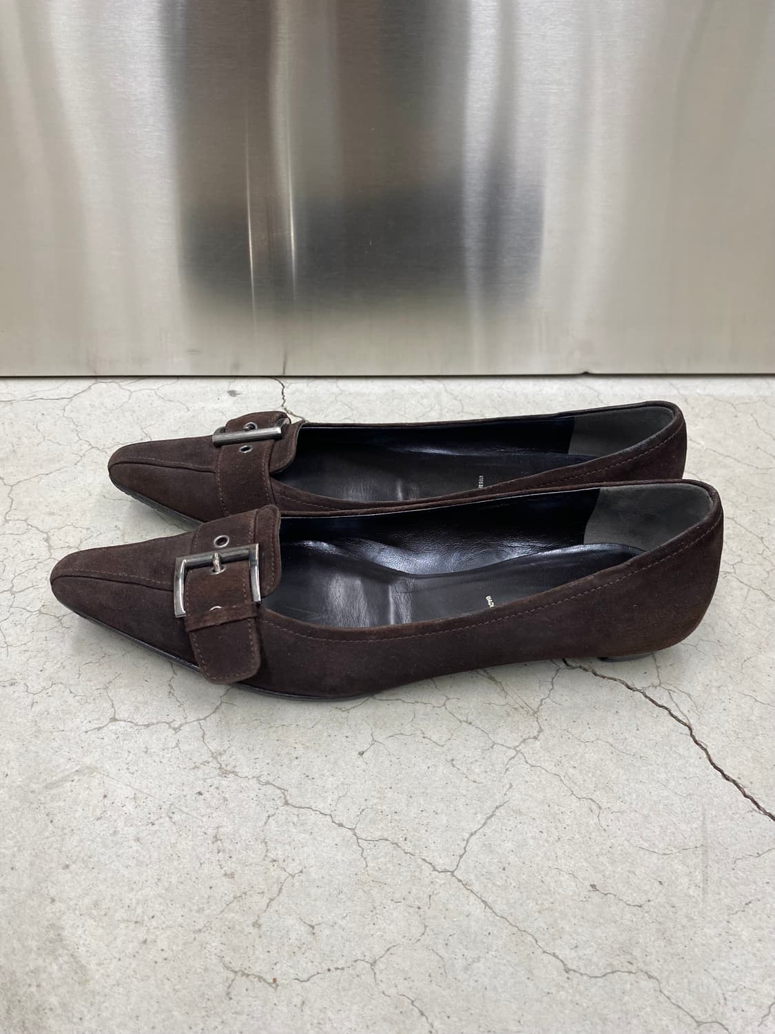 프라다 버클 스트랩 플랫 슈즈 상품이미지3