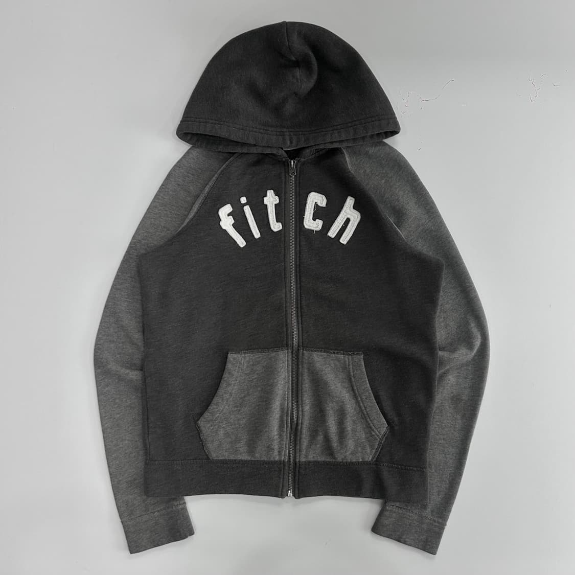 Abercrombie 아베크롬비 그레이 차콜 배색 후드집업 상품이미지3