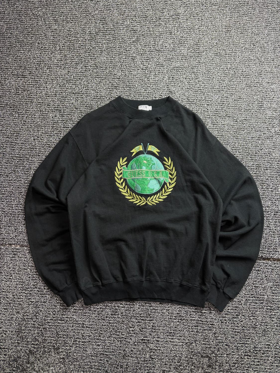 90s USA 게스 센터 자수 빅로고 크루넥 맨투맨 2624 상품이미지2