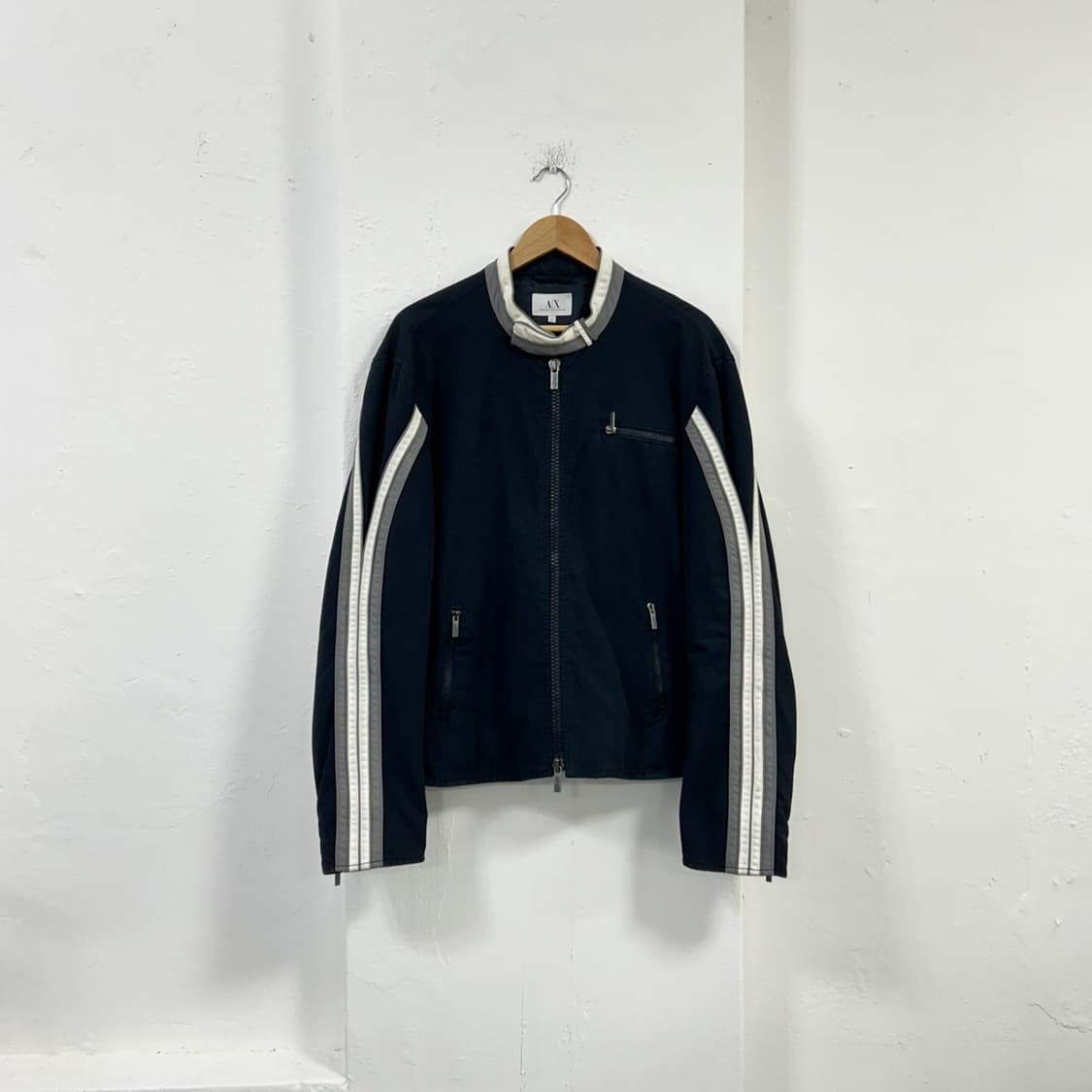 알마니 익스체인지 네이비 싱글 라이더 상품이미지1