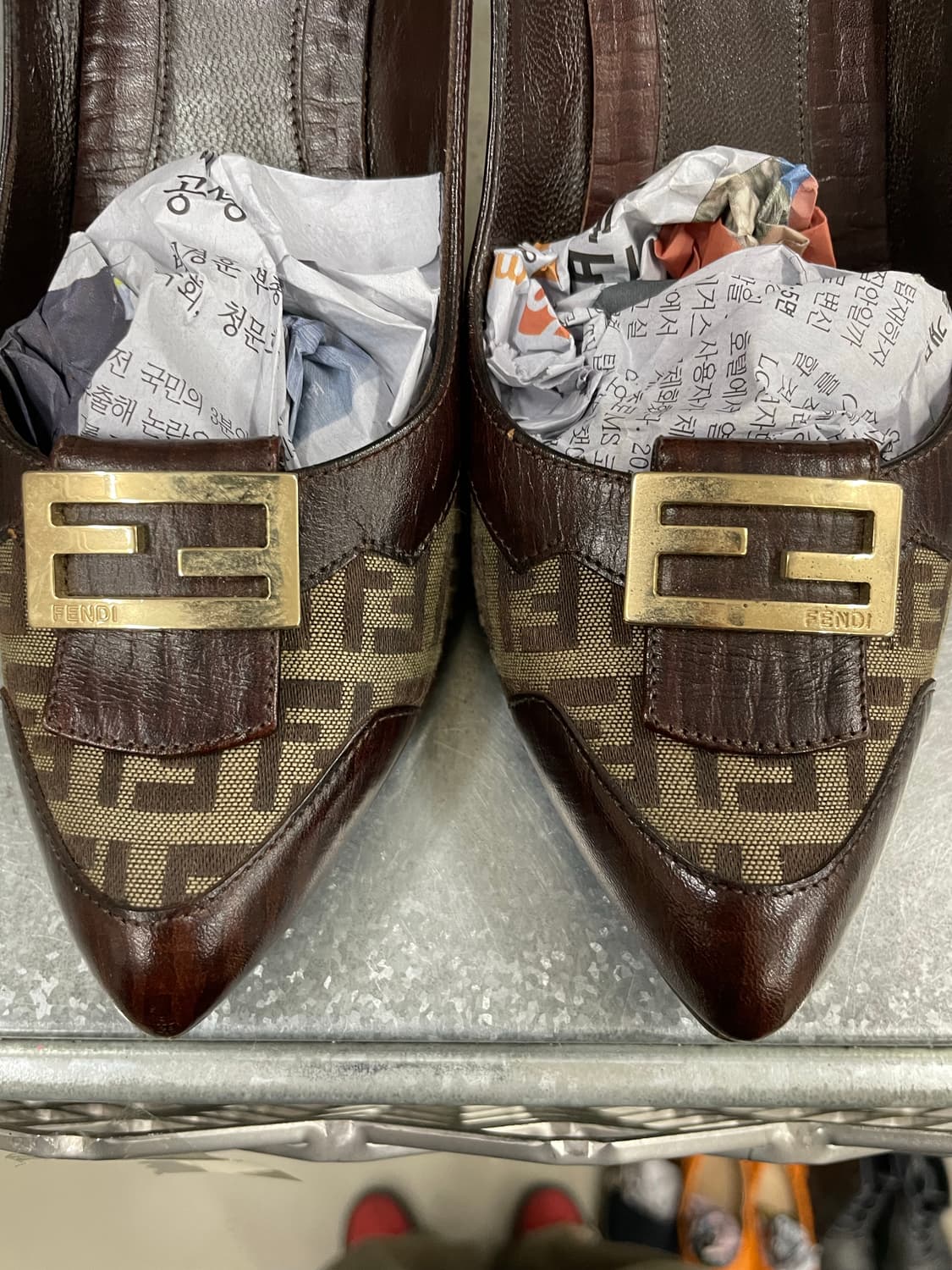 펜디 버클 펌프스 37.5 상품이미지7