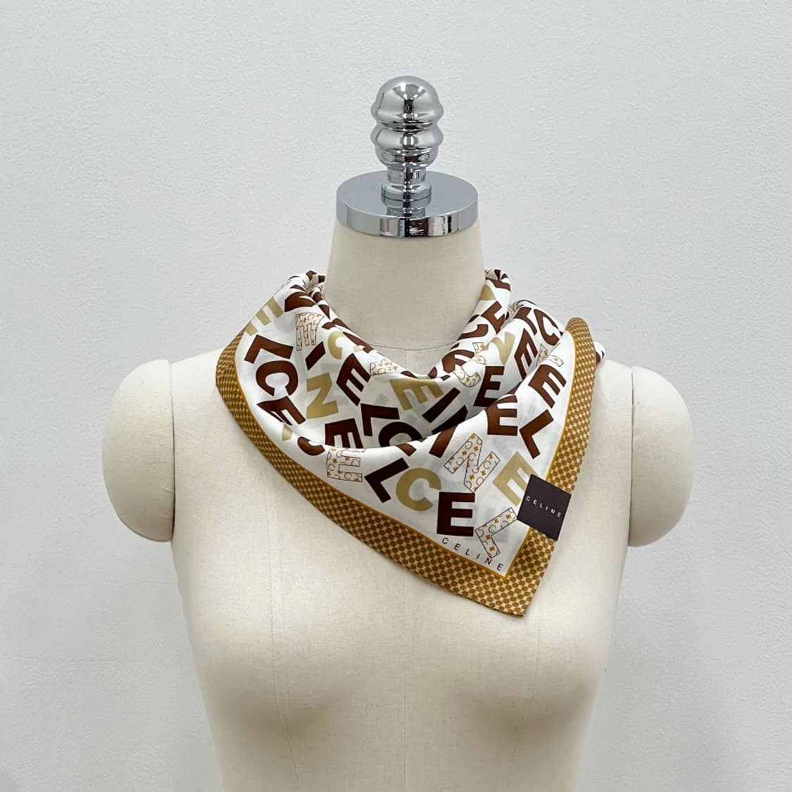 (새상품) celine / 셀린느 쁘띠스카프 손수건 상품이미지10
