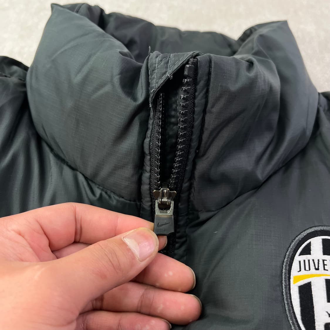 95 나이키x 유벤투스 구스다운 패딩 상품이미지3