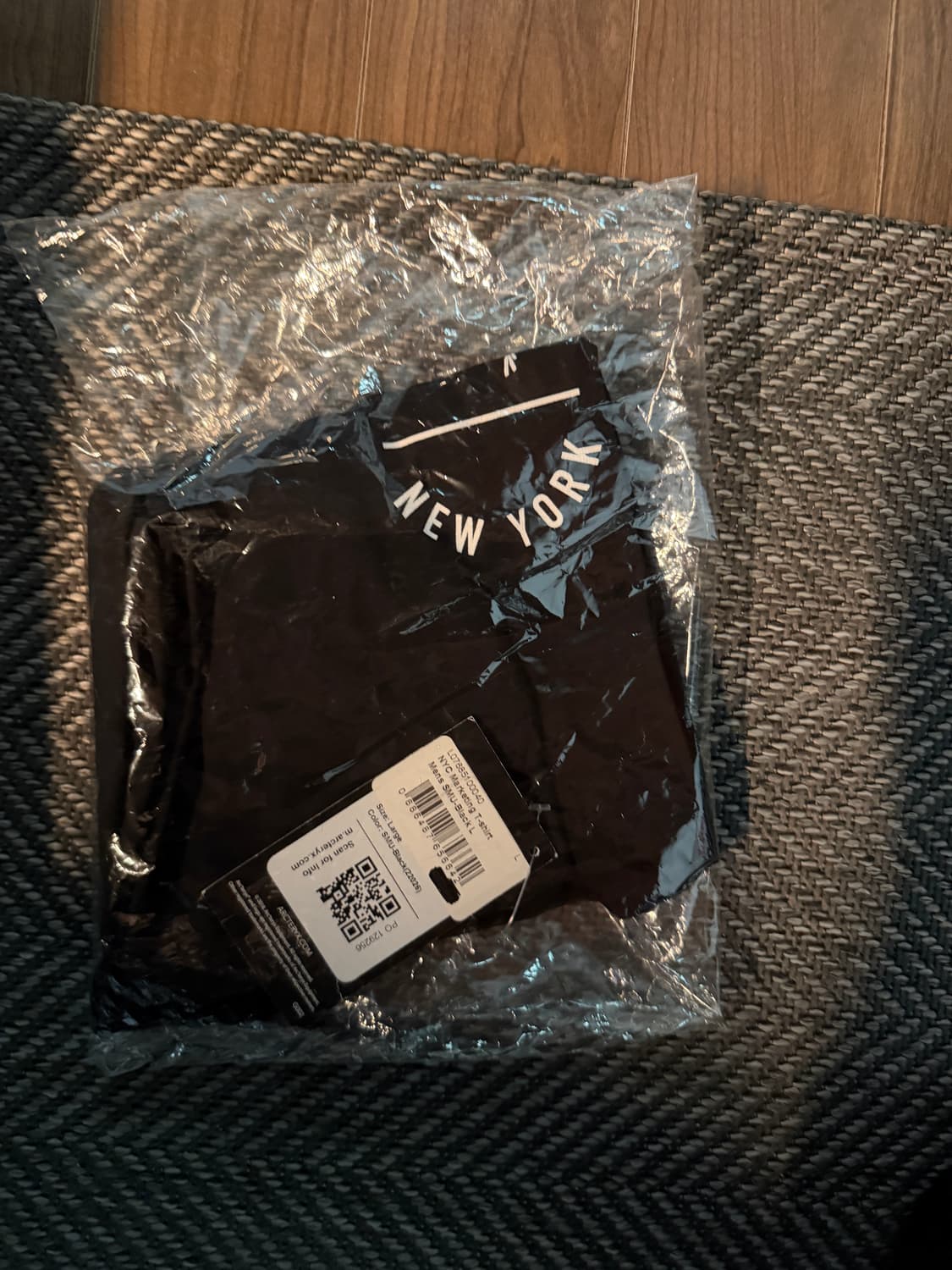 ARCTERYX 아크테릭스 티셔츠 NEW YORK 상품이미지3