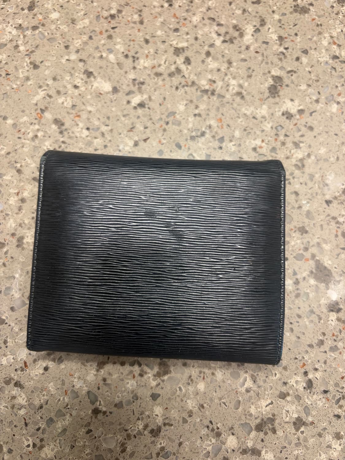 프라다 금장 사피아노 지갑 블랙 상품이미지2