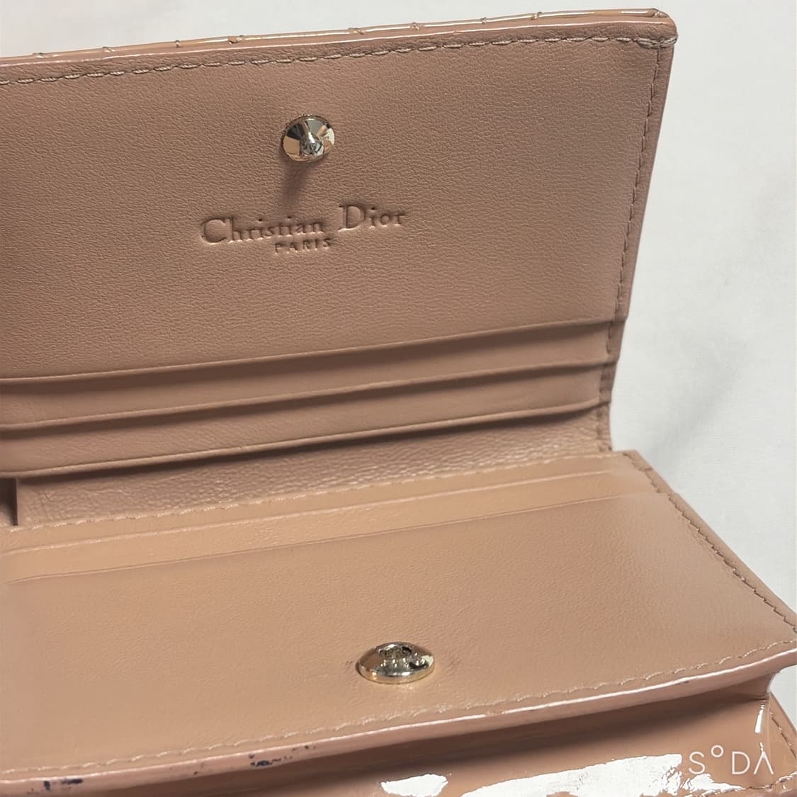 디올 레이디 까나쥬 페이던트 반지갑 상품이미지5