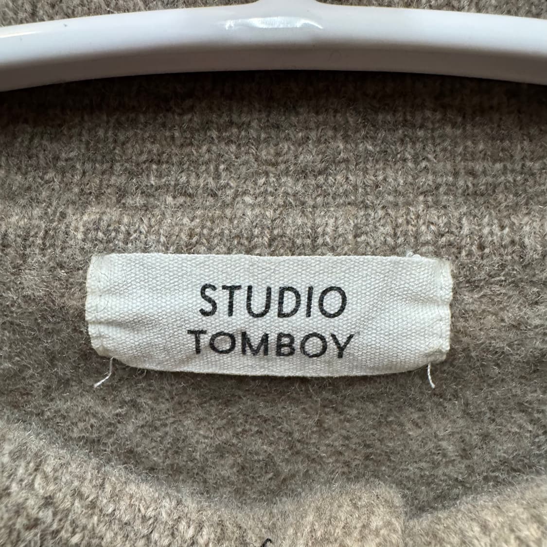 스튜디오톰보이 카라넥 니트 상품이미지2